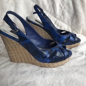 WHBM open toe SlingBack Wedge Sandal
